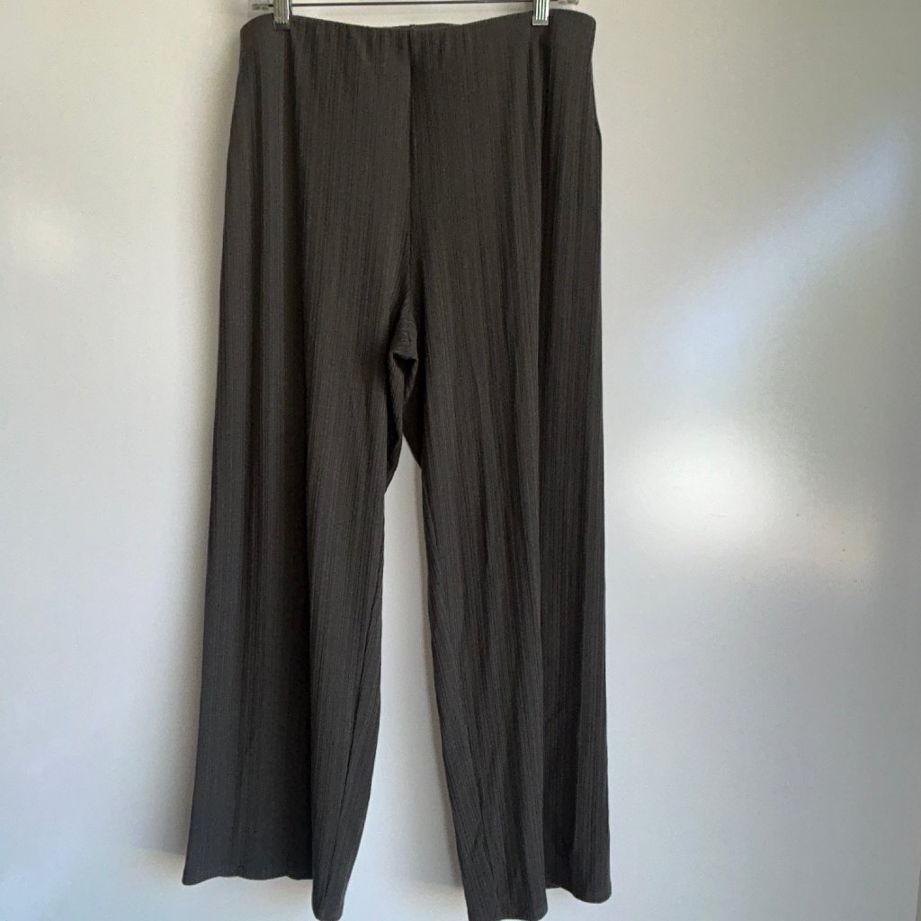 Eileen Fisher Textured Stretch Ribbed Wide Leg Pull-On Pants Size Medium ~Euc